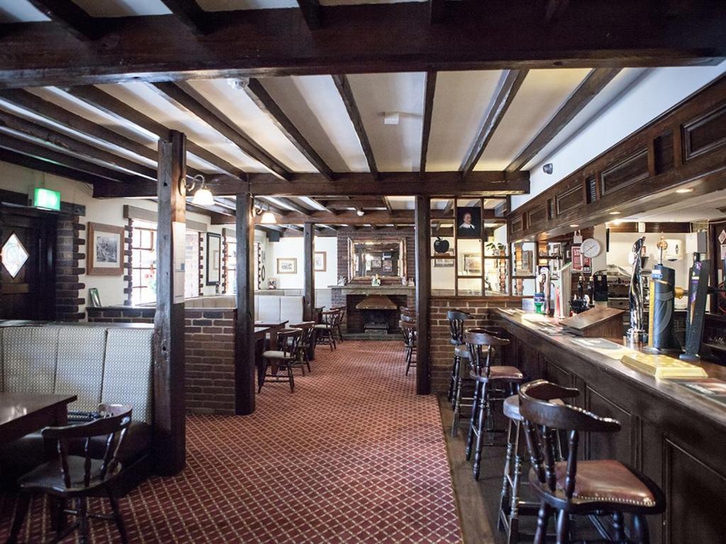 The Crewe Arms Hotel 外观 照片